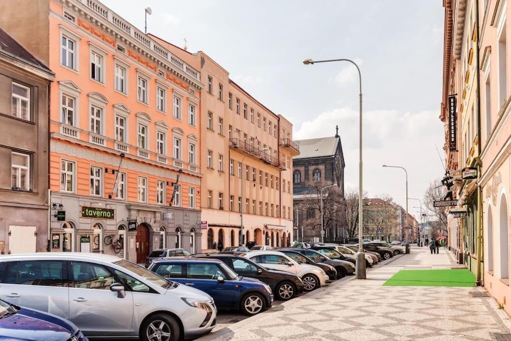 Floor With Terrace * Praga
